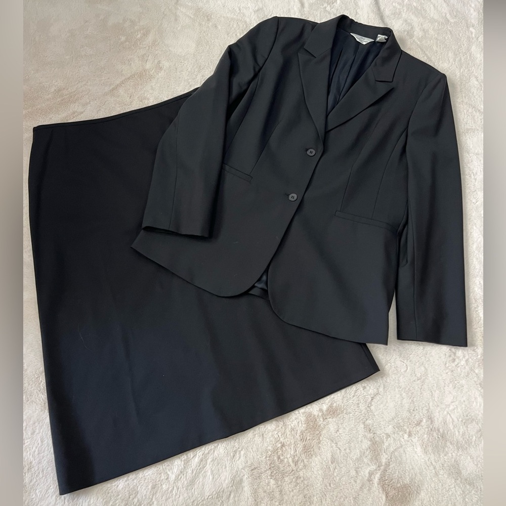 Brooks Brothers Wool Blend Skirt Suit - Size 12